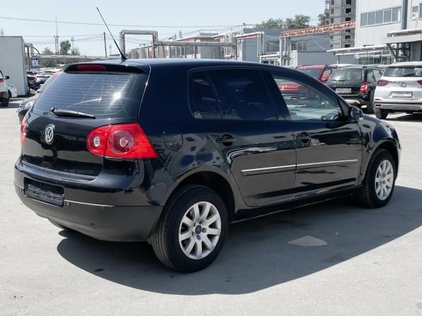 Volkswagen Golf V с пробегом 2005 года, цена 475 000 рублей, 139961 км, хэтчбек, Автокод Объявления