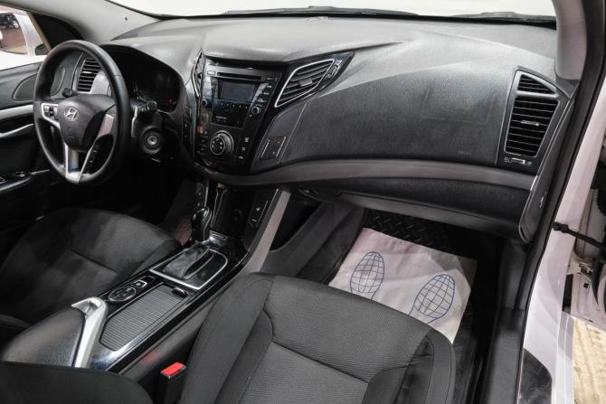 Hyundai i40 I с пробегом 2013 года, цена 939 000 рублей, 179000 км, универсал, Автокод Объявления