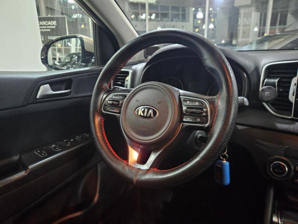 Kia Sportage IV Рестайлинг с пробегом 2018 года, цена 2 330 000 рублей, 123255 км, внедорожник, Автокод Объявления