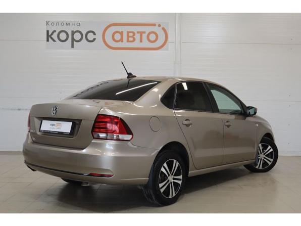 Volkswagen Polo V Рестайлинг с пробегом 2017 года, цена 840 000 рублей, 220731 км, седан, Автокод Объявления