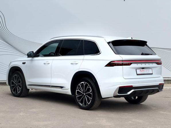 Geely Monjaro I Рестайлинг с пробегом 2025 года, цена 3 850 000 рублей, 5822 км, внедорожник, Автокод Объявления