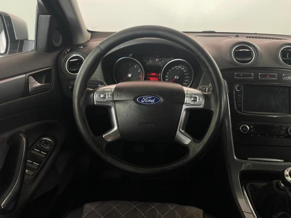 Ford Mondeo IV Рестайлинг с пробегом 2014 года, цена 895 000 рублей, 200232 км, седан, Автокод Объявления
