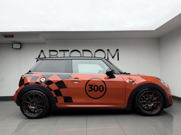 Mini Hatch III (F55/F56) Рестайлинг с пробегом 2021 года, цена 3 556 000 рублей, 54637 км, хэтчбек, Автокод Объявления