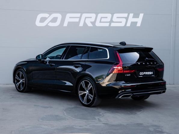 Volvo V60 II с пробегом 2021 года, цена 3 500 000 рублей, 66679 км, универсал, Автокод Объявления