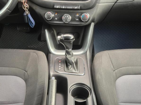 Kia Ceed II с пробегом 2013 года, цена 895 000 рублей, 227466 км, хэтчбек, Автокод Объявления