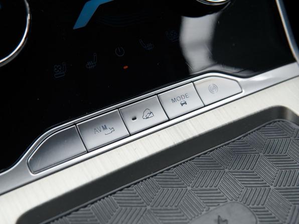 Exeed VX I с пробегом 2022 года, цена 2 890 000 рублей, 80301 км, внедорожник, Автокод Объявления