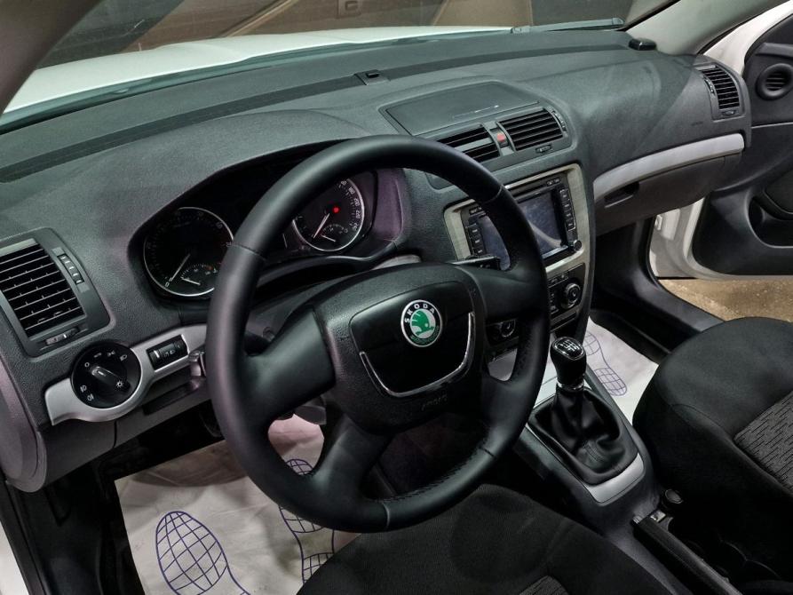 Skoda Octavia II (A5) Рестайлинг Ставрополь  - изображение 9