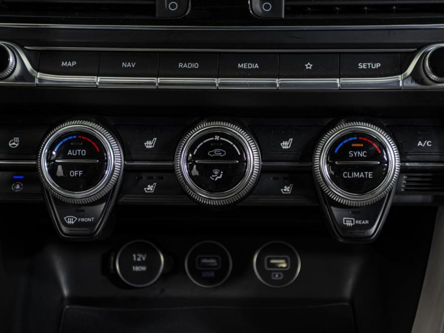 Genesis G70 I Рестайлинг Москва  - изображение 15