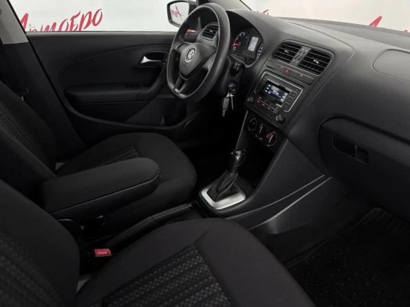 Volkswagen Polo V Рестайлинг с пробегом 2019 года, цена 1 299 000 рублей, 85098 км, седан, Автокод Объявления