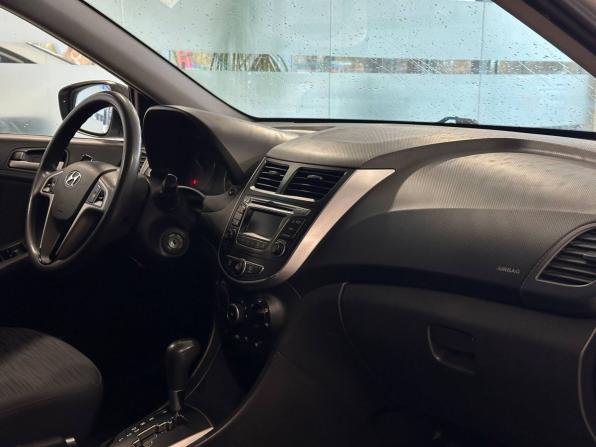 Hyundai Solaris I Рестайлинг с пробегом 2014 года, цена 897 000 рублей, 199433 км, седан, Автокод Объявления