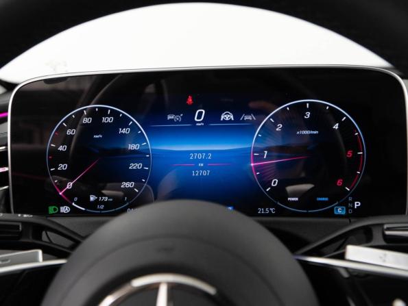 Mercedes-Benz E-Класс V (W213 S213 C238) Рестайлинг с пробегом 2024 года, цена 6 895 055 рублей, 12707 км, седан, Автокод Объявления
