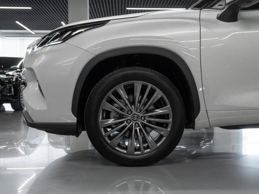Toyota Highlander IV (XU70) Москва  - изображение 30