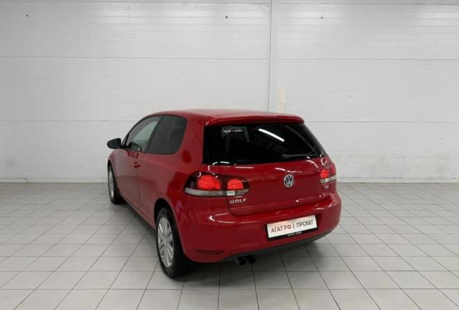 Volkswagen Golf VI с пробегом 2010 года, цена 750 000 рублей, 204003 км, хэтчбек, Автокод Объявления