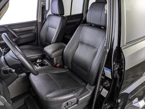 Mitsubishi Pajero IV Рестайлинг 2 с пробегом 2018 года, цена 3 330 000 рублей, 73136 км, внедорожник, Автокод Объявления
