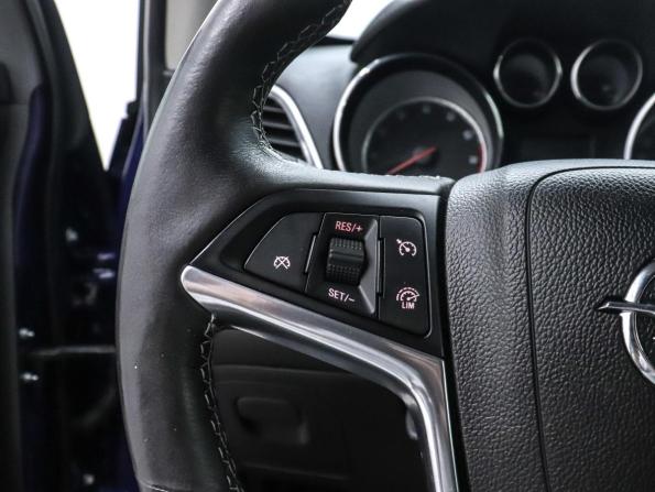 Opel Mokka I с пробегом 2014 года, цена 919 000 рублей, 100788 км, внедорожник, Автокод Объявления
