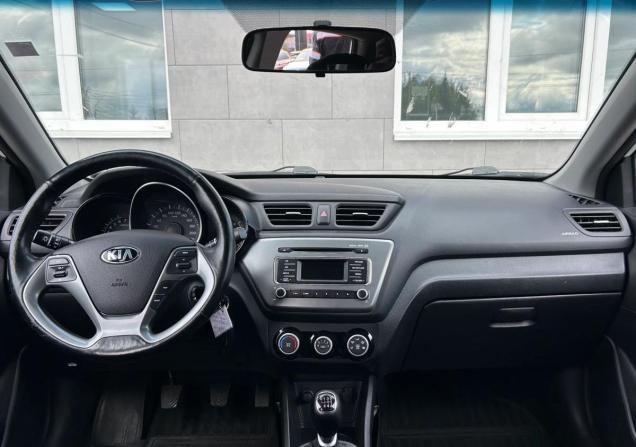 Kia Rio III Рестайлинг с пробегом 2016 года, цена 1 090 000 рублей, 117580 км, хэтчбек, Автокод Объявления