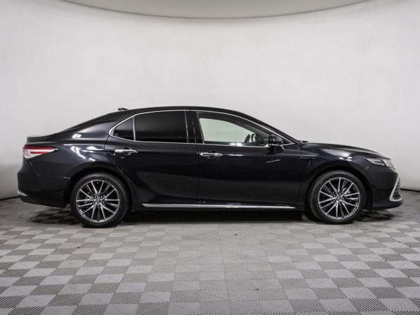Toyota Camry VIII (XV70) Рестайлинг с пробегом 2023 года, цена 3 599 000 рублей, 39000 км, седан, Автокод Объявления