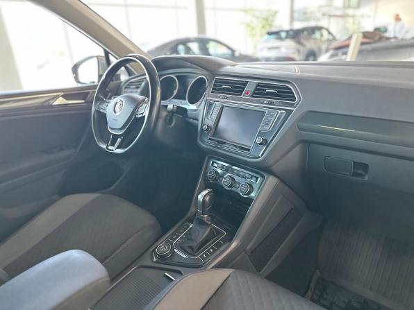 Volkswagen Tiguan II с пробегом 2017 года, цена 2 595 000 рублей, 99000 км, внедорожник, Автокод Объявления