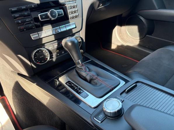 Mercedes-Benz C-Класс III (W204) Рестайлинг с пробегом 2013 года, цена 1 165 000 рублей, 223000 км, седан, Автокод Объявления