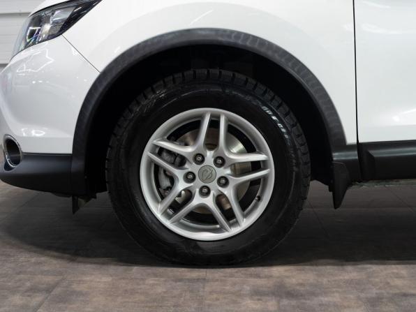 Nissan Qashqai II с пробегом 2016 года, цена 1 595 000 рублей, 153500 км, внедорожник, Автокод Объявления