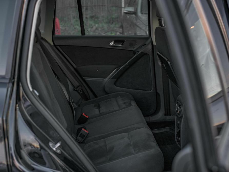 Volkswagen Tiguan I Рестайлинг Санкт-Петербург  - изображение 13