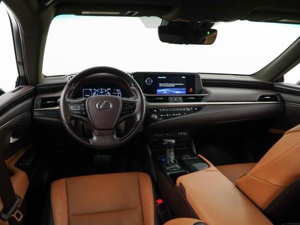 Lexus ES VII Рестайлинг с пробегом 2021 года, цена 4 618 888 рублей, 71562 км, седан, Автокод Объявления