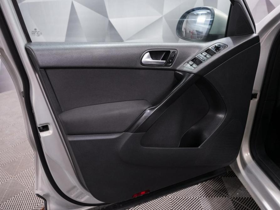 Volkswagen Tiguan I Рестайлинг Ульяновск  - изображение 16