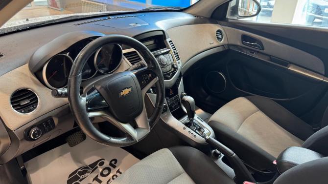 Chevrolet Cruze I Рестайлинг с пробегом 2013 года, цена 680 000 рублей, 162782 км, хэтчбек, Автокод Объявления