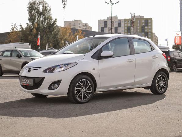 Mazda 2 II Рестайлинг (DE2) с пробегом 2011 года, цена 799 000 рублей, 90700 км, хэтчбек, Автокод Объявления