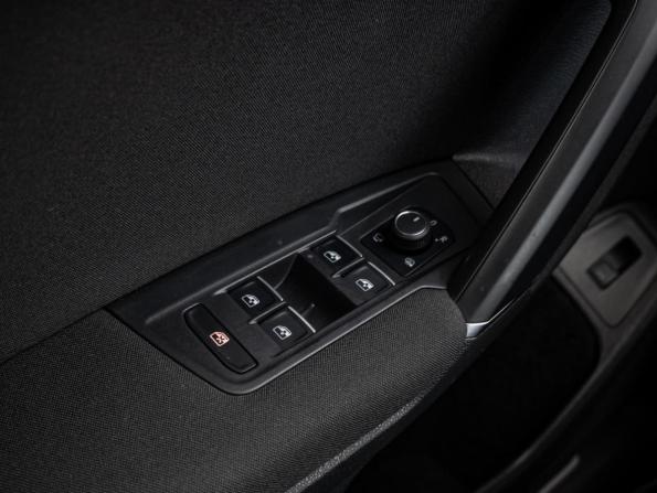 Volkswagen Tiguan II с пробегом 2018 года, цена 2 130 000 рублей, 180735 км, внедорожник, Автокод Объявления
