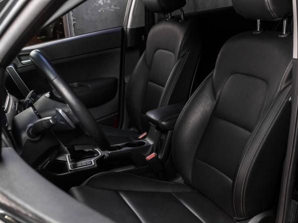 Kia Sportage IV Рестайлинг с пробегом 2018 года, цена 2 195 000 рублей, 81824 км, внедорожник, Автокод Объявления