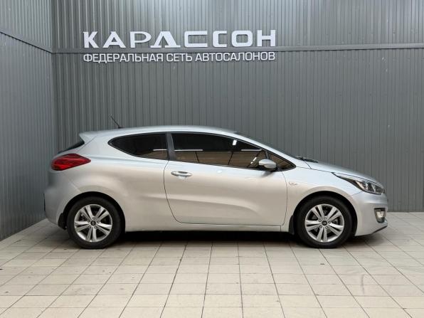 Kia Ceed II с пробегом 2013 года, цена 1 127 000 рублей, 126029 км, хэтчбек, Автокод Объявления