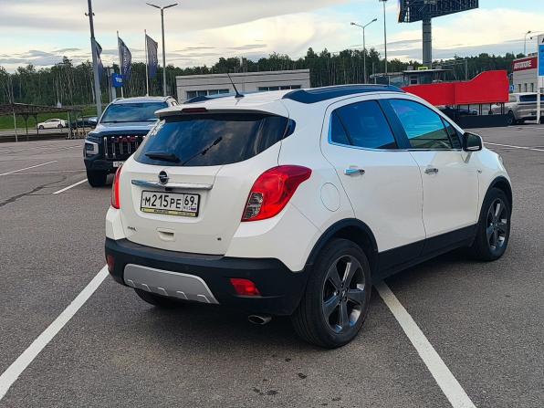 Opel Mokka I с пробегом 2013 года, цена 1 380 000 рублей, 49800 км, внедорожник, Автокод Объявления