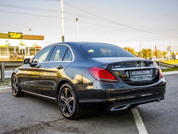 Mercedes-Benz C-Класс IV (W205) Рестайлинг с пробегом 2019 года, цена 2 798 000 рублей, 88534 км, седан, Автокод Объявления