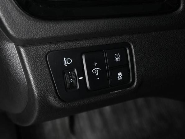 Hyundai Solaris II Рестайлинг с пробегом 2021 года, цена 1 629 000 рублей, 58488 км, седан, Автокод Объявления