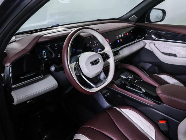 Geely Monjaro I с пробегом 2023 года, цена 3 396 000 рублей, 5912 км, внедорожник, Автокод Объявления