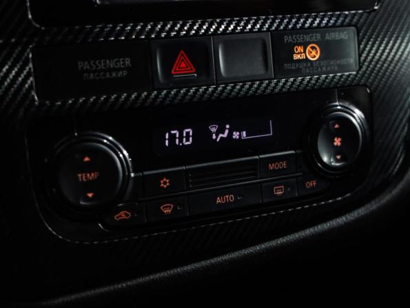 Mitsubishi Outlander III Рестайлинг 2 с пробегом 2016 года, цена 1 399 000 рублей, 250001 км, внедорожник, Автокод Объявления