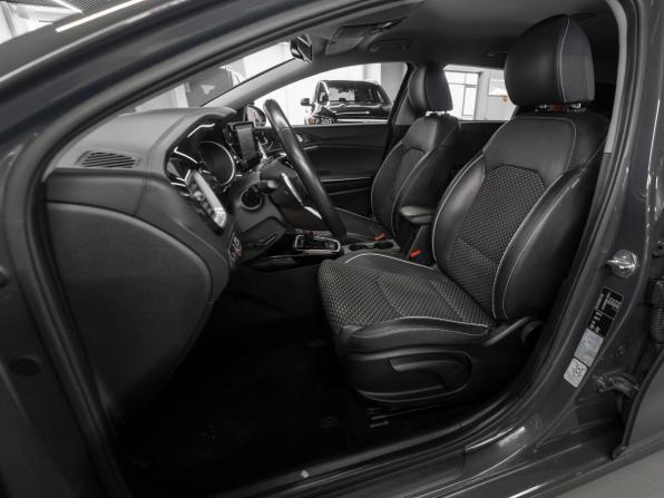 Kia Ceed III Рестайлинг с пробегом 2021 года, цена 2 290 000 рублей, 63000 км, универсал, Автокод Объявления