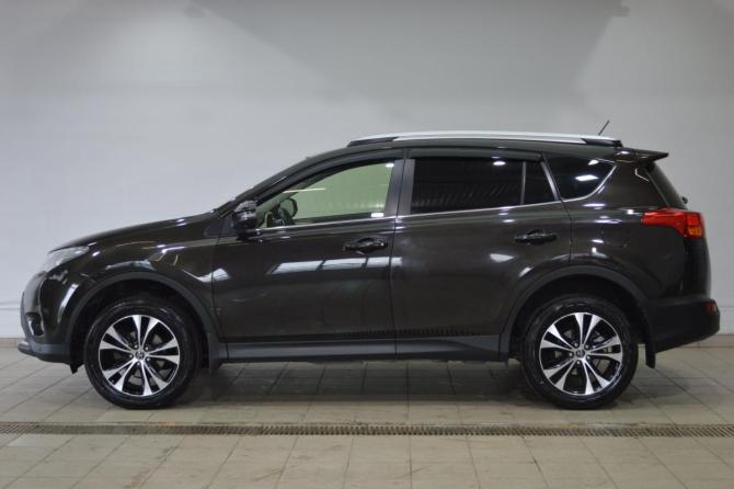 Toyota RAV4 IV (XA40) Рестайлинг с пробегом 2015 года, цена 2 475 000 рублей, 103000 км, внедорожник, Автокод Объявления