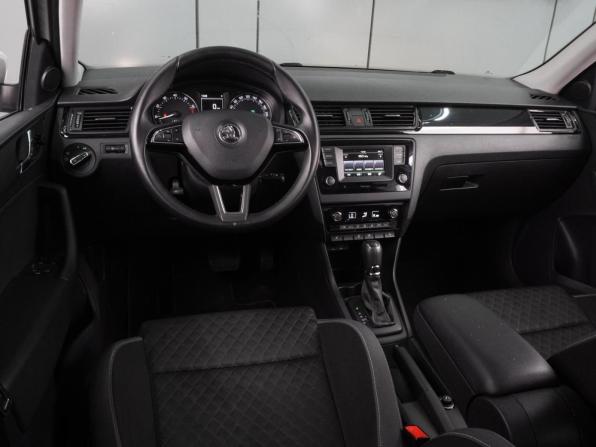 Skoda Rapid I с пробегом 2015 года, цена 1 299 000 рублей, 102279 км, лифтбек, Автокод Объявления