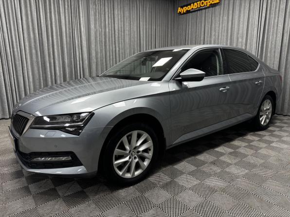Skoda Superb III Рестайлинг с пробегом 2019 года, цена 2 700 000 рублей, 108063 км, лифтбек, Автокод Объявления
