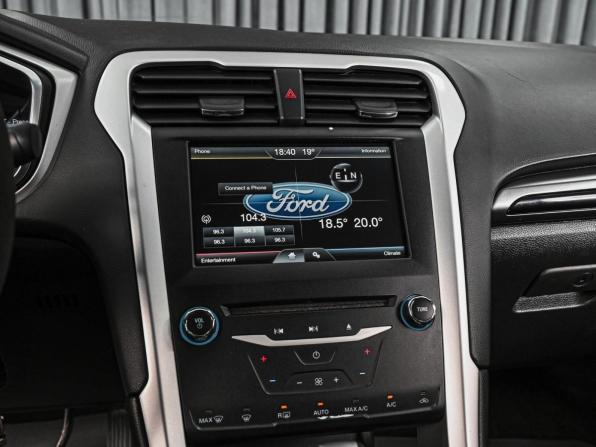 Ford Fusion (North America) II с пробегом 2014 года, цена 1 140 000 рублей, 227759 км, седан, Автокод Объявления
