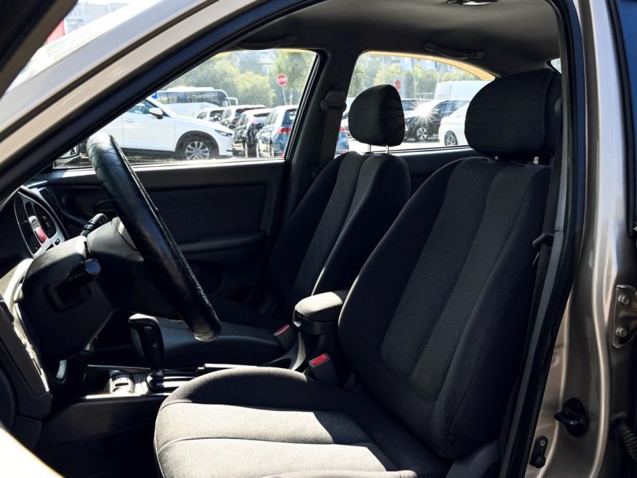 Hyundai Elantra III (XD2) Рестайлинг Екатеринбург  - изображение 14
