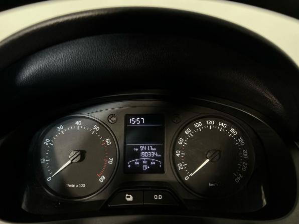 Skoda Rapid I с пробегом 2014 года, цена 649 000 рублей, 190000 км, лифтбек, Автокод Объявления