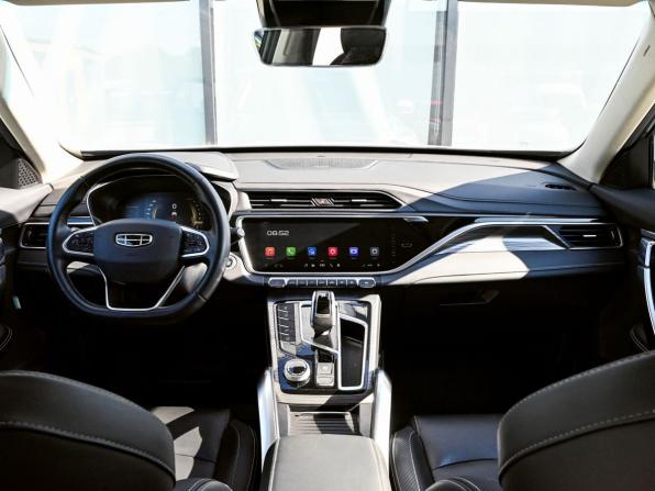 Geely Atlas Pro с пробегом 2024 года, цена 2 299 000 рублей, 50130 км, внедорожник, Автокод Объявления