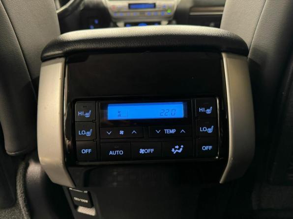 Toyota Land Cruiser Prado 150 Series Рестайлинг 2 с пробегом 2017 года, цена 5 100 000 рублей, 192000 км, внедорожник, Автокод Объявления