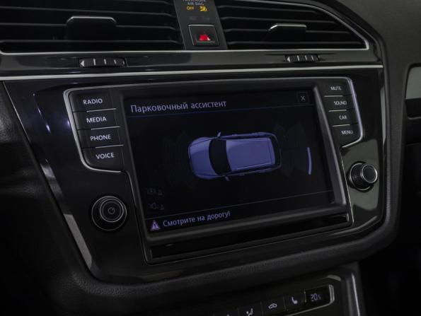Volkswagen Tiguan II с пробегом 2017 года, цена 2 249 000 рублей, 184872 км, внедорожник, Автокод Объявления
