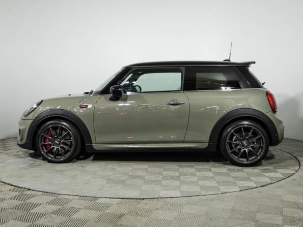 Mini Hatch III (F55/F56) Рестайлинг с пробегом 2019 года, цена 2 899 585 рублей, 82580 км, хэтчбек, Автокод Объявления