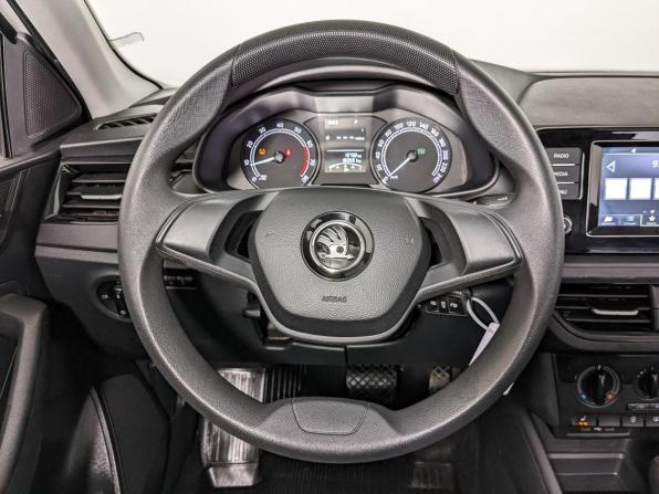 Skoda Rapid II с пробегом 2021 года, цена 1 170 000 рублей, 183590 км, лифтбек, Автокод Объявления