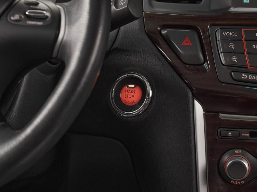 Nissan Pathfinder IV Москва  - изображение 14